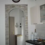 Laurel Apartment