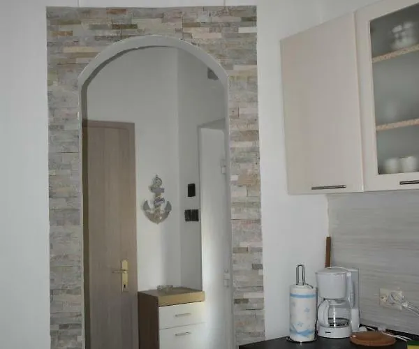 Laurel Apartament